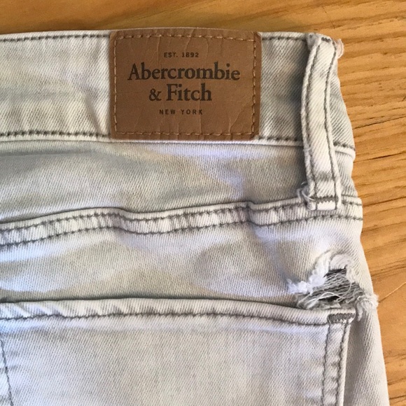 Ambercrombie & Fitch White Wash Jeans - Picture 4 of 4